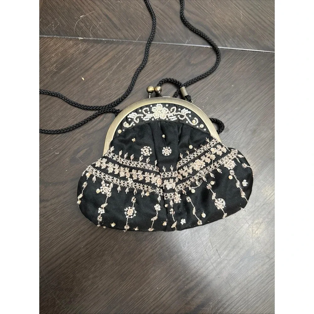 Valerie Stevens‎ Black Beaded Embroidered Evening Bag Kiss Lock Crossbody Mirror